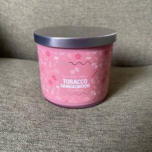 House of Velas Tobacco Sandalwood 3-Wick Candle